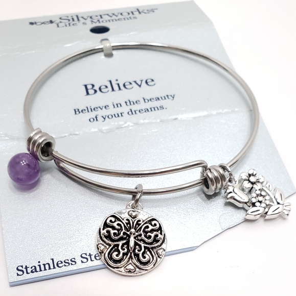 Belk Silverworks Stainless Steel Adjustable "Believe" Bangle Charm Bracelet - Picture 1 of 7